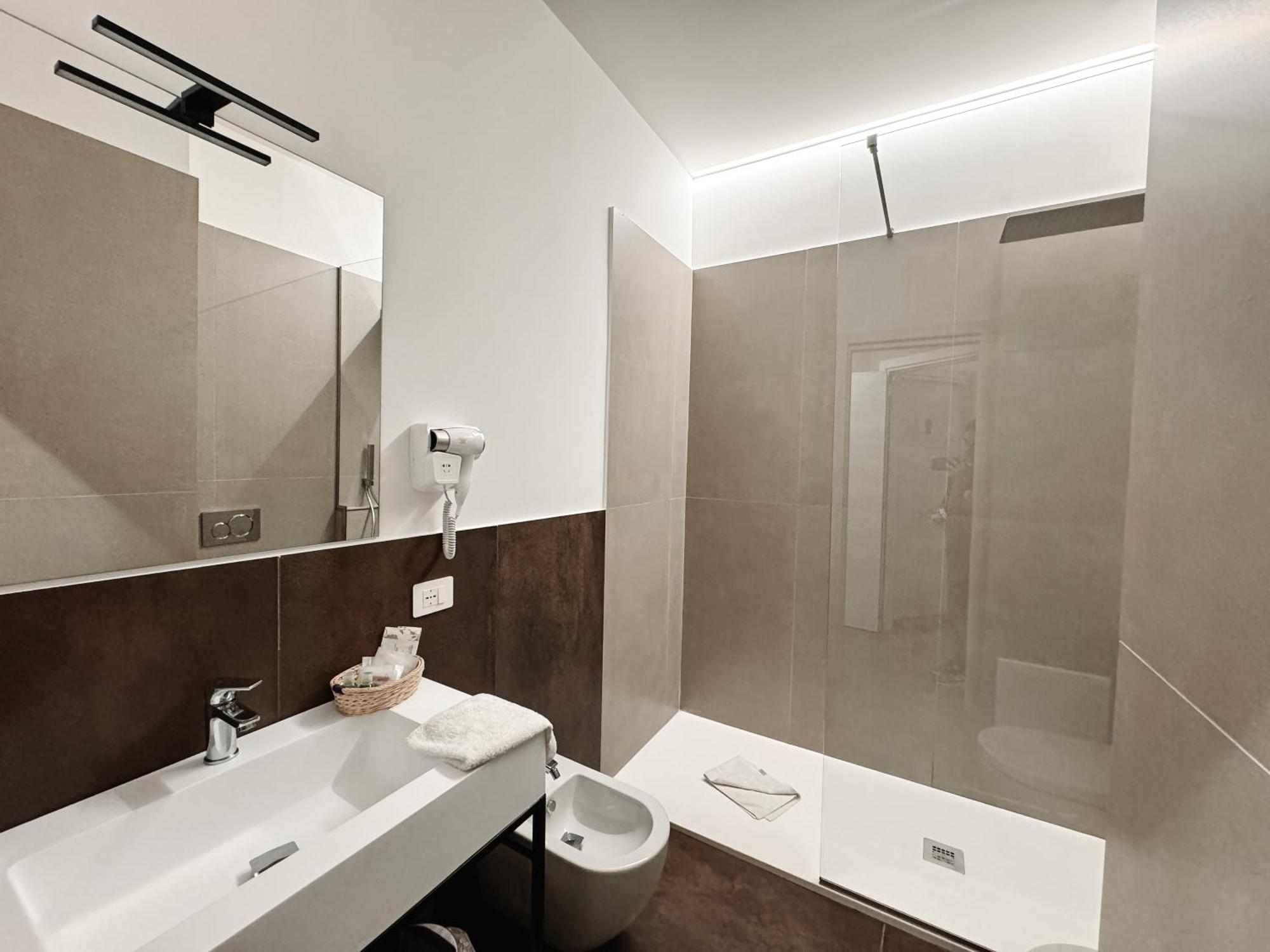 Re Lazzarone Suite Naples Exterior photo