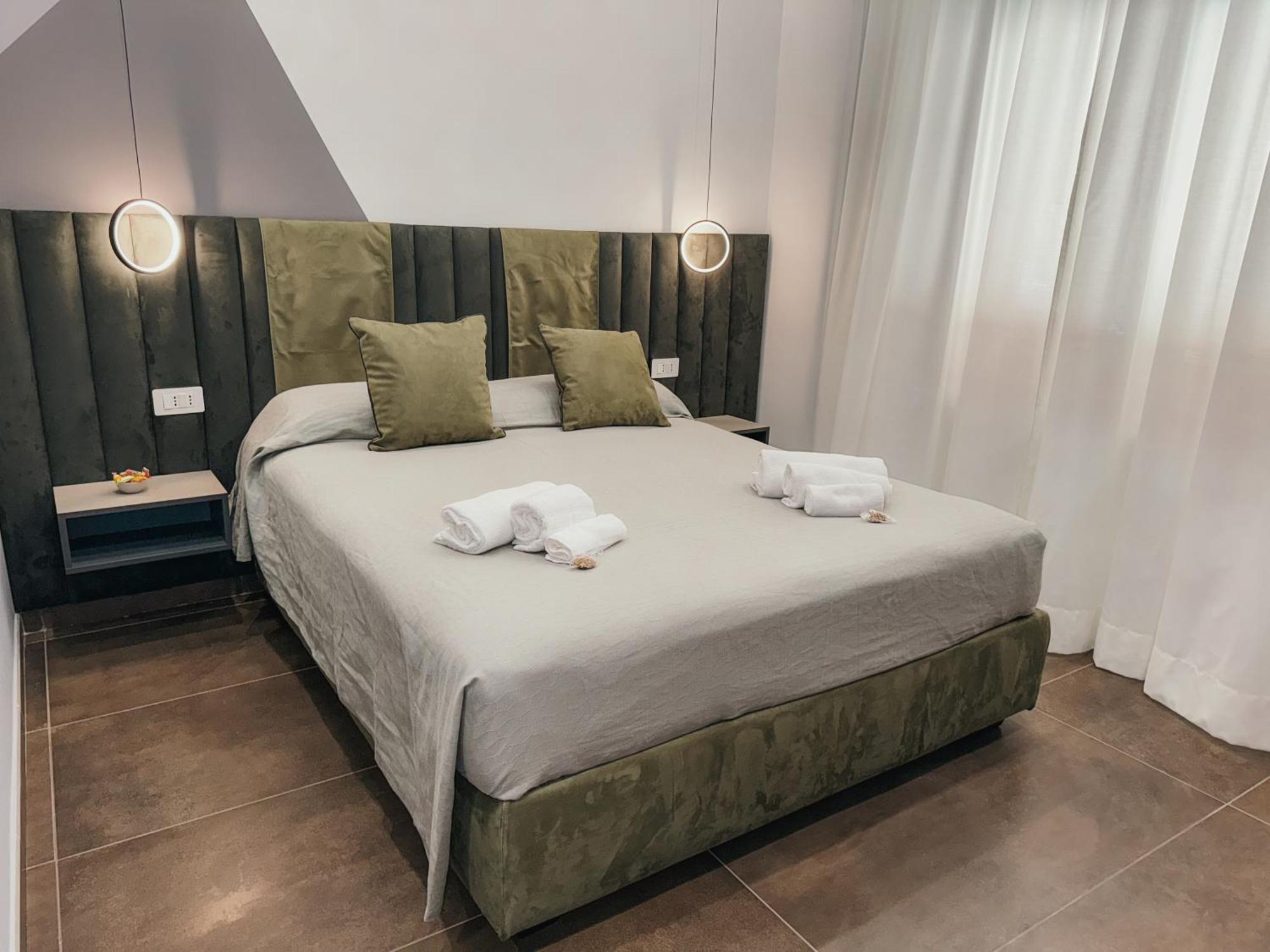Re Lazzarone Suite Naples Exterior photo